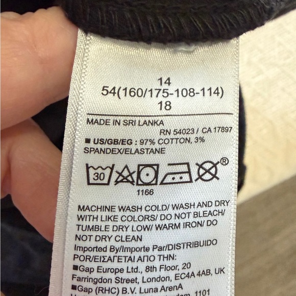 GAP Woman’s Black Pants size 14 NWT - Picture 5 of 5